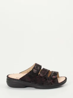 Finn Comfort – Pantolette aus geprägtem Leder Camouflage