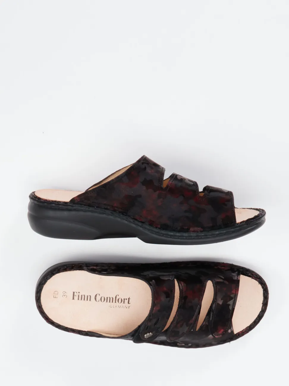 Finn Comfort – Pantolette aus geprägtem Leder Camouflage