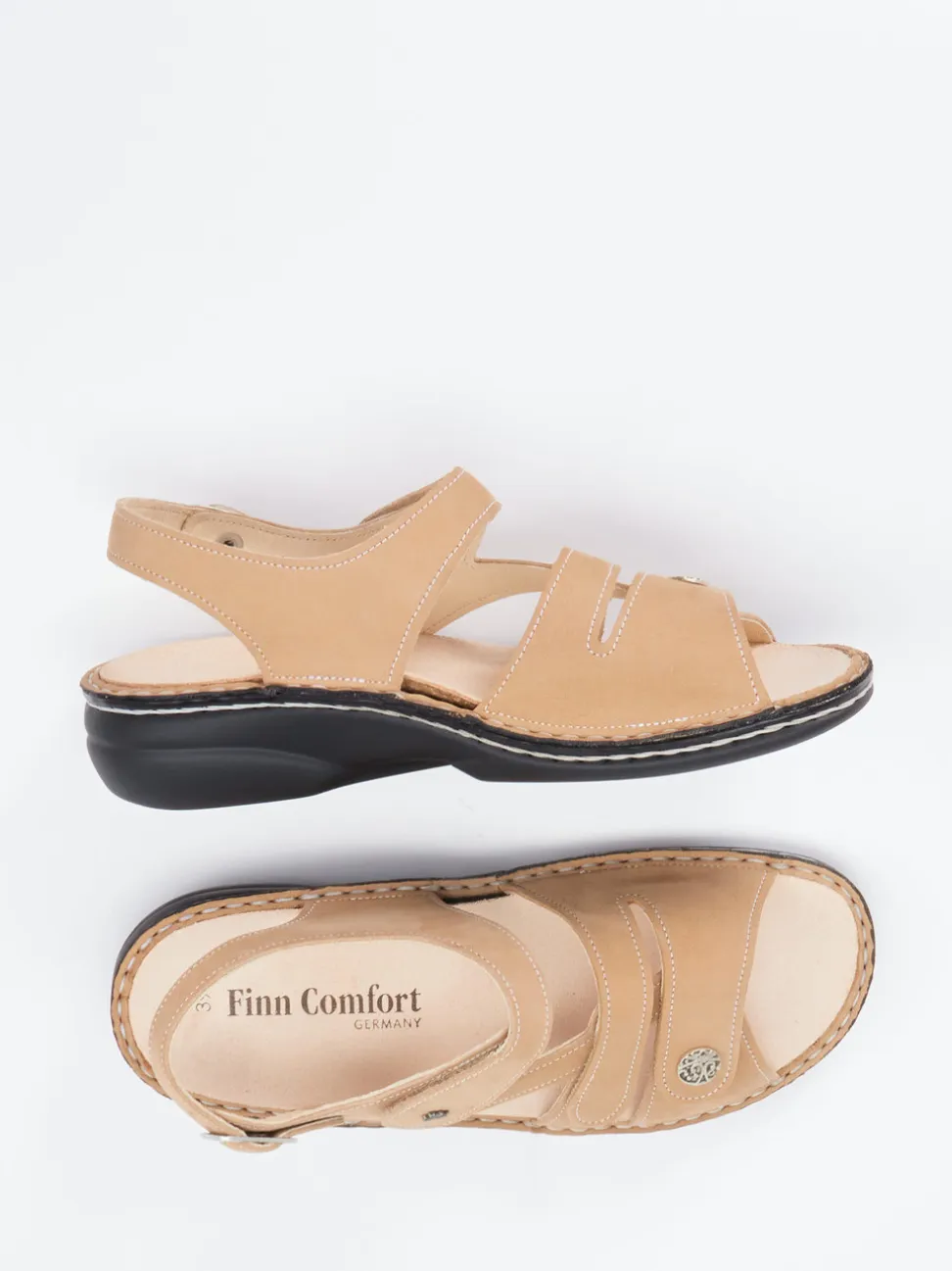 Finn Comfort – Sandale aus Nubukleder beige