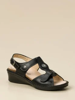 Finn Comfort – Sandale aus Kalbleder schwarz