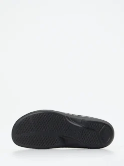 Finn Comfort – Sandale aus Metallicleder Champagner