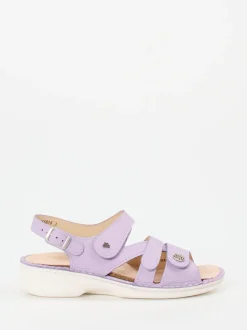 Finn Comfort – Sandalen aus Kalbleder in Flieder