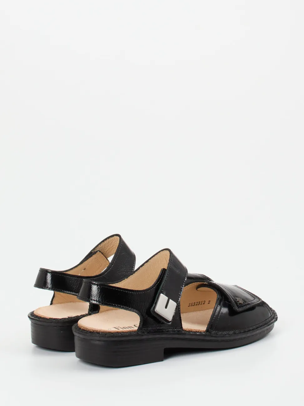 Finn Comfort – Sandalen aus Lackleder schwarz