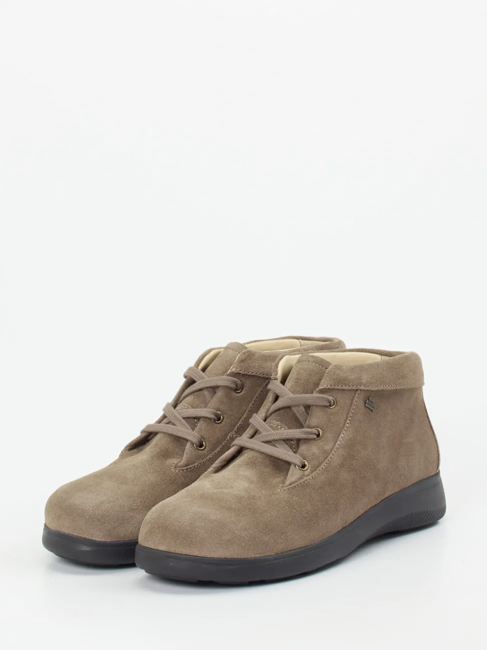 Finn Comfort – Schnürboot aus Veloursleder in Taupe