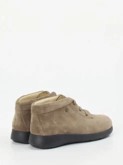 Finn Comfort – Schnürboot aus Veloursleder in Taupe