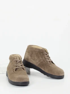 Finn Comfort – Schnürboot aus Veloursleder in Taupe