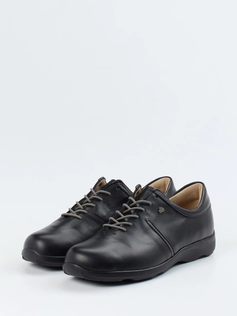 Finn Comfort – Schnürschuh aus Kalbleder schwarz