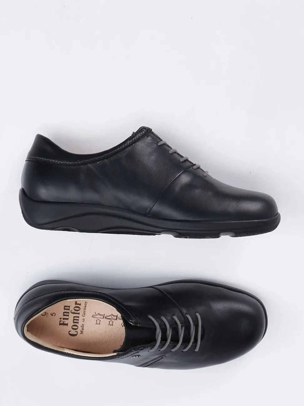 Finn Comfort – Schnürschuh aus Kalbleder schwarz