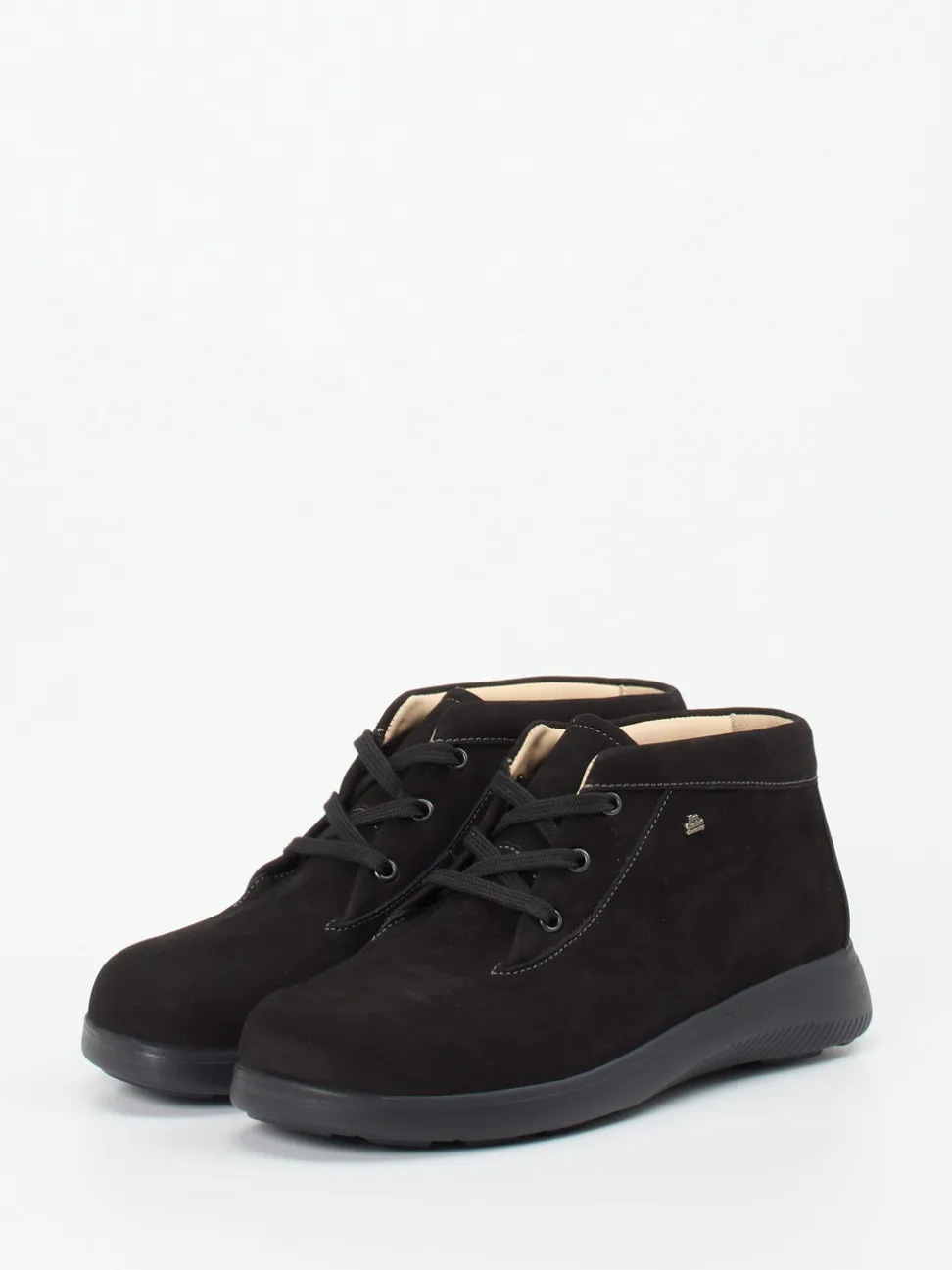 Finn Comfort – Schnürschuh aus Nubukleder schwarz