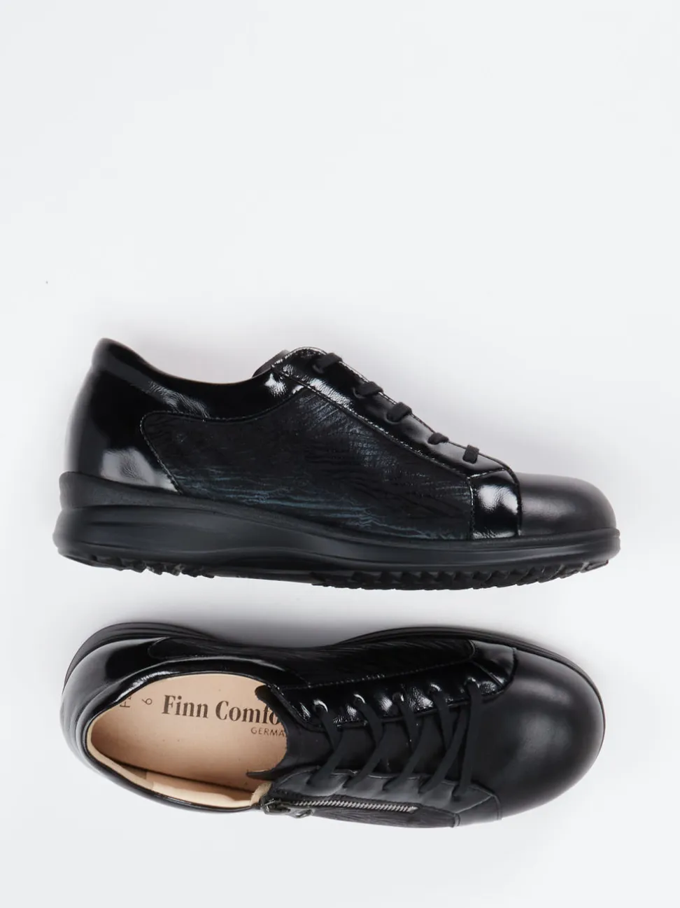 Finn Comfort – Schnürschuh aus Lackleder Schwarz
