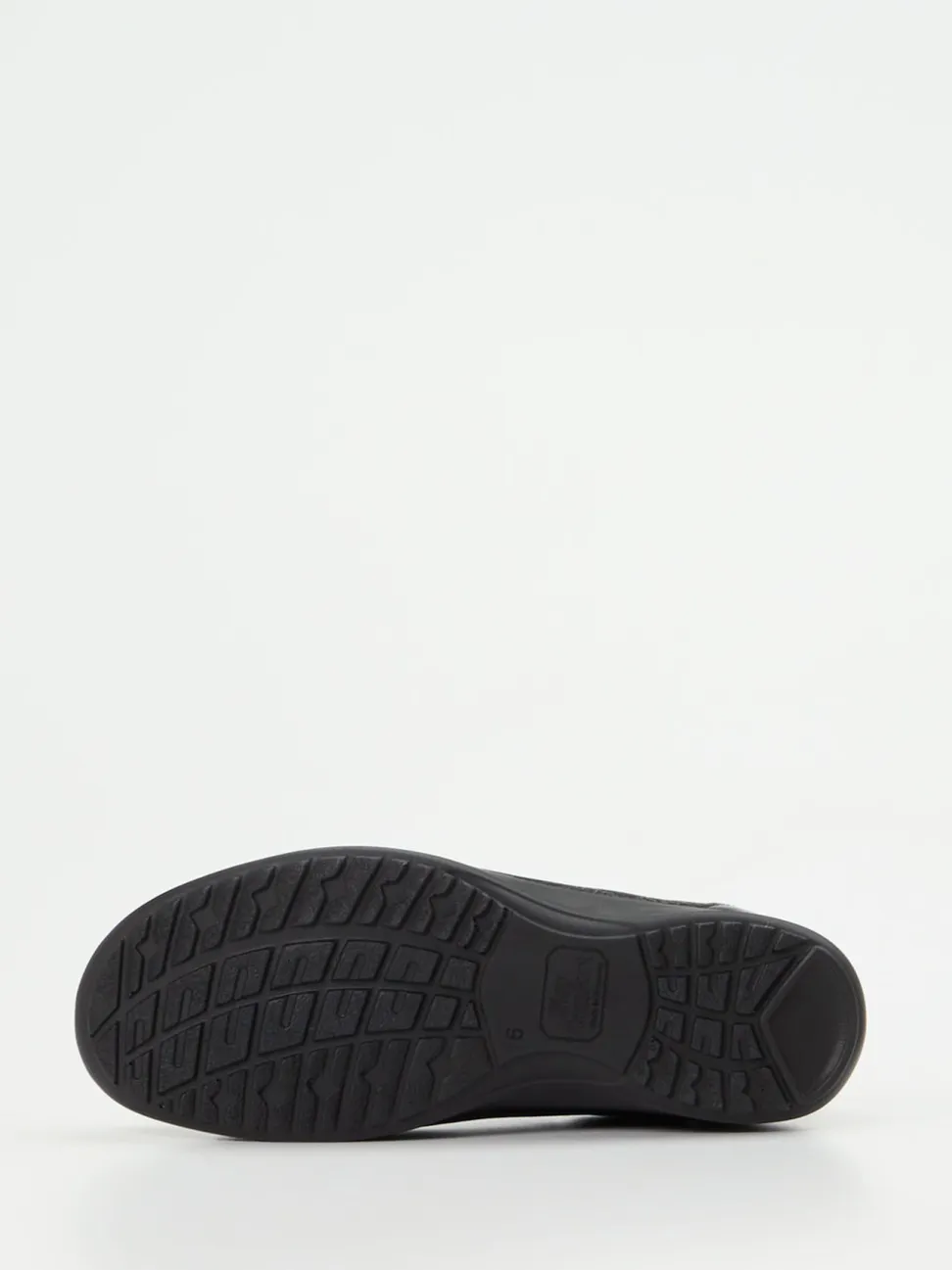 Finn Comfort – Schnürschuh aus Lackleder Schwarz