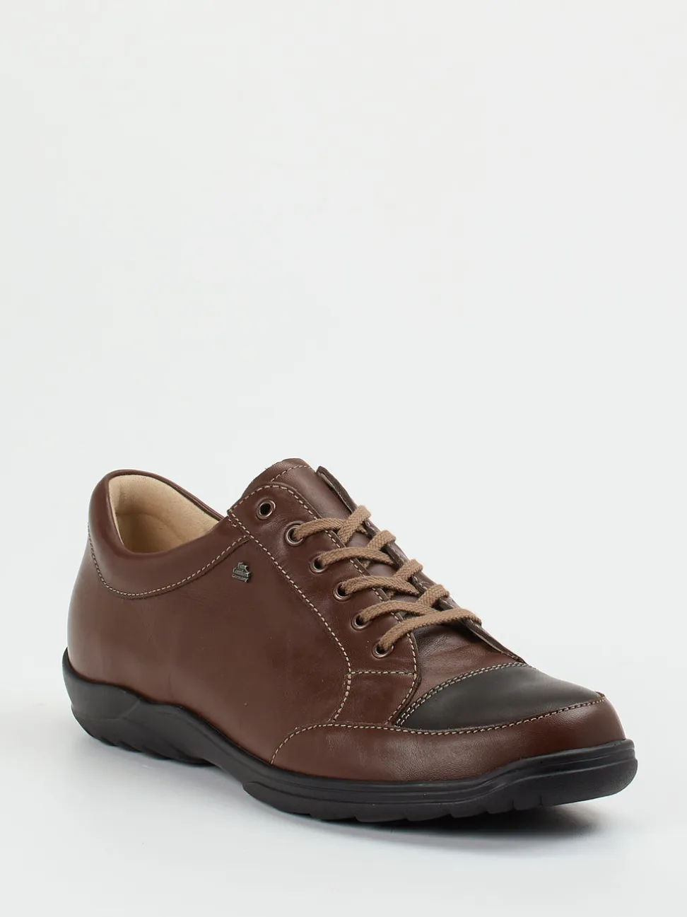 Finn Comfort – Schnürschuhe aus Kalbleder mittelbraun