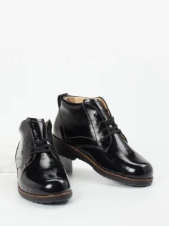 Finn Comfort – Schnürstiefelette aus Lackleder schwarz