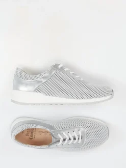 Finn Comfort – Sneaker aus Textil und Metallicleder silbergrau