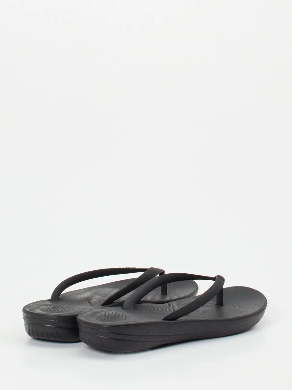 FitFlop – Zehentrenner aus EVA-Kunststoff schwarz