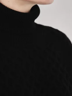 FLONA – Rollkragenpullover aus Strick Schwarz