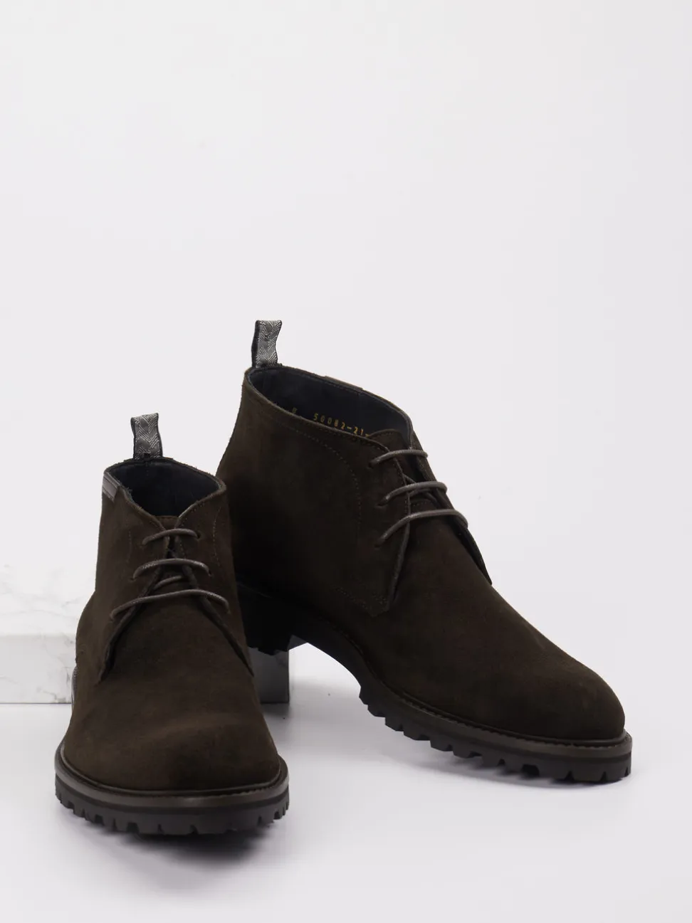 Floris van Bommel – Desert Boots aus Veloursleder braun