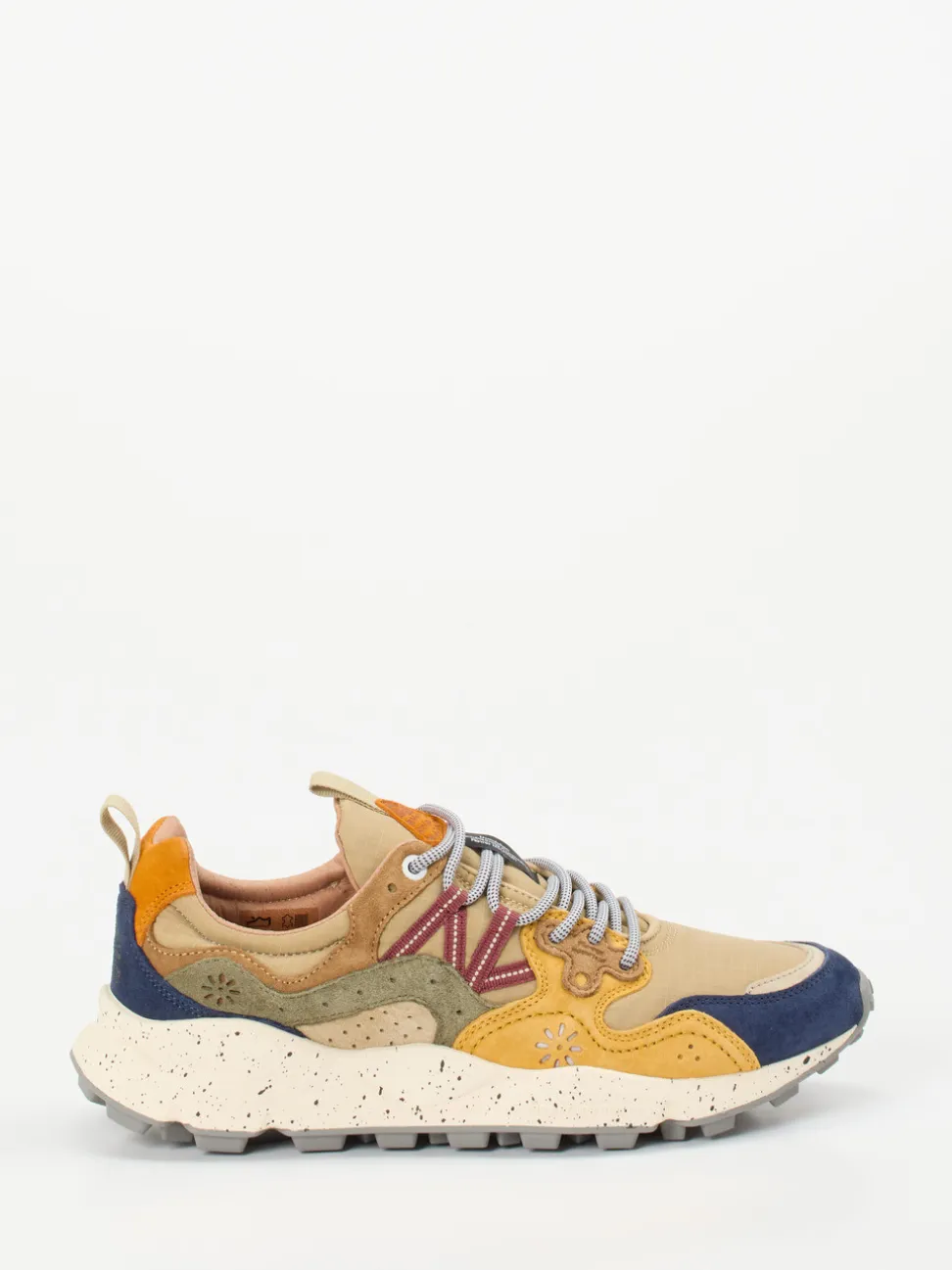Flower Mountain – Trail-Sneaker aus Velour/Textil beige
