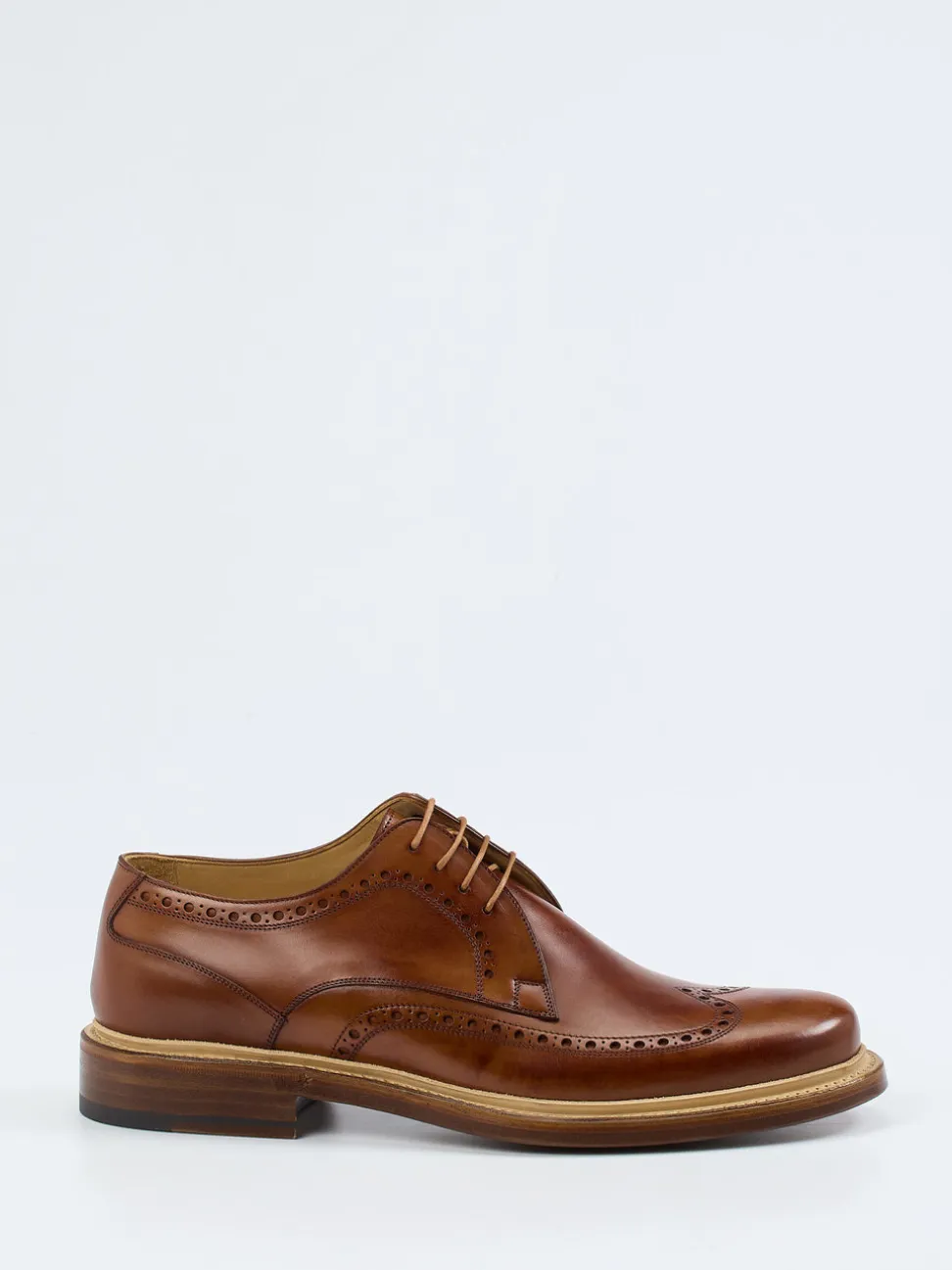 Franz Gustav – Brogue Derby aus Kalbleder cognacbraun
