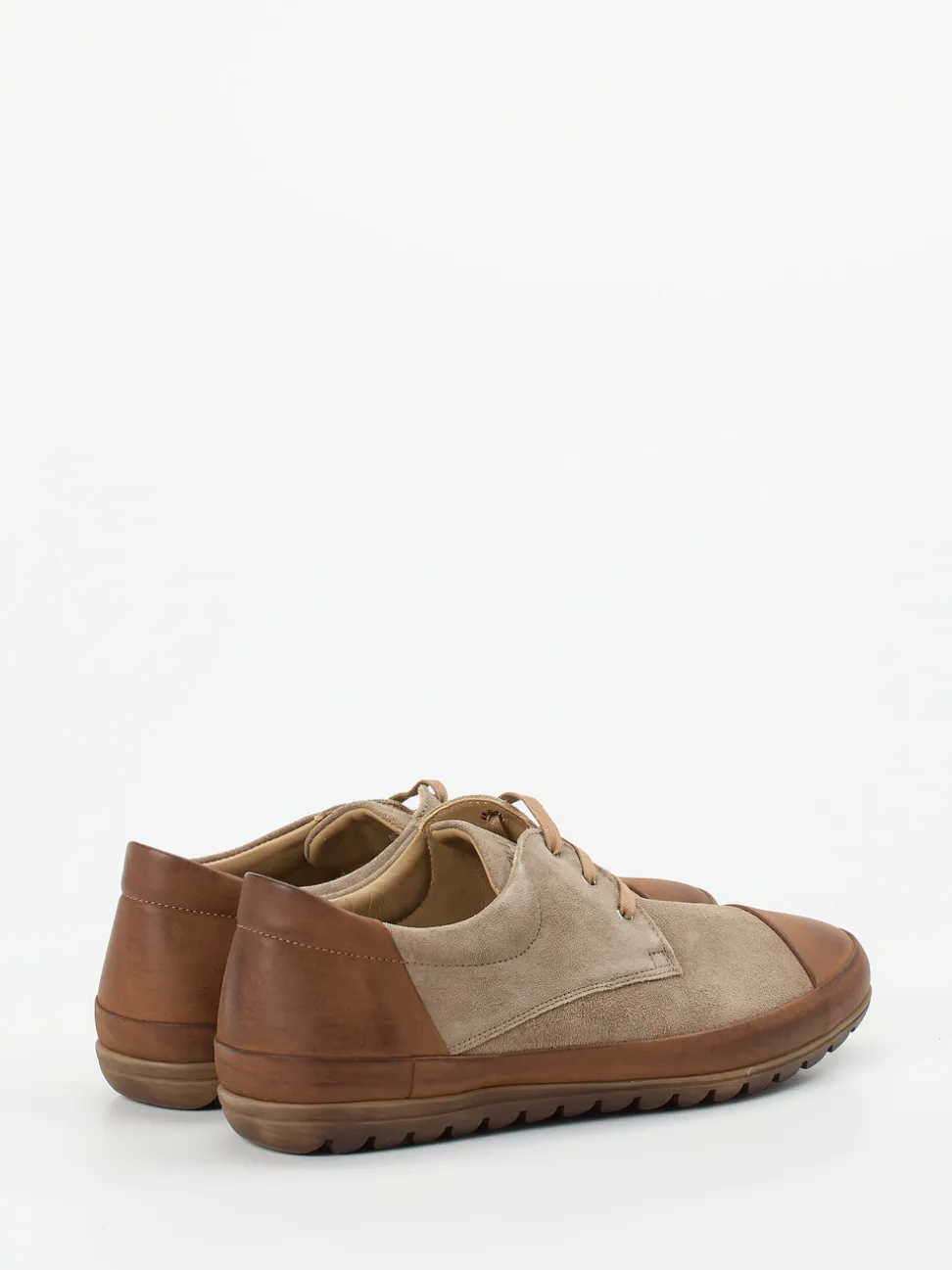 Franz Gustav – Schnürschuh aus Veloursleder taupe