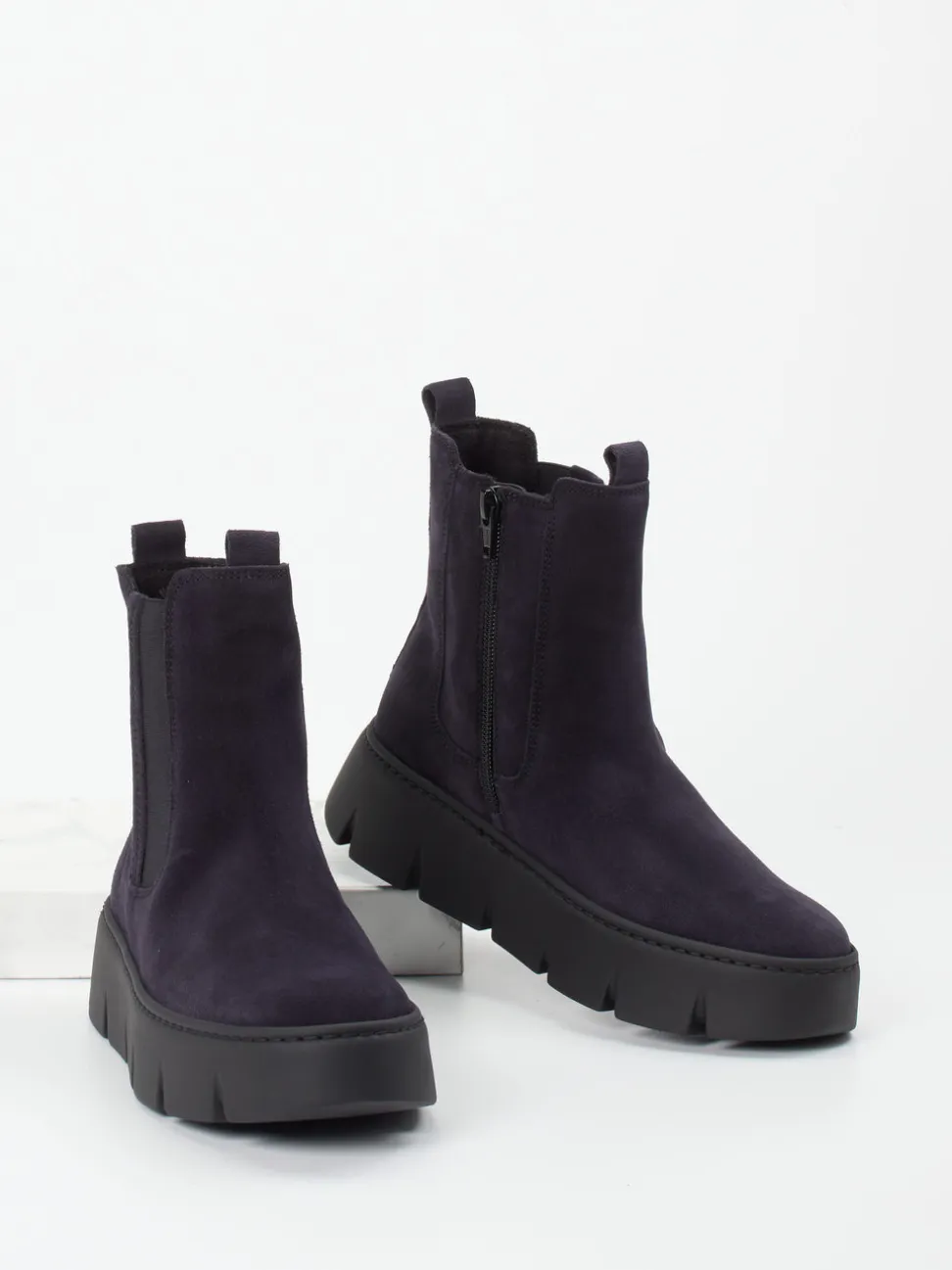 Gabor – Chelsea-Stiefeletten aus Veloursleder Dunkelviolett