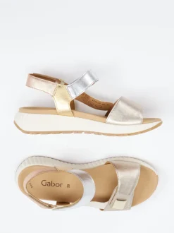 Gabor – Komfort-Sandale aus Metallicleder multi