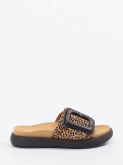 Gabor – Pantolette aus geprägtem Leder in Leoprint