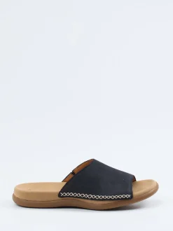 Gabor – Pantolette aus Nubukleder in Blau