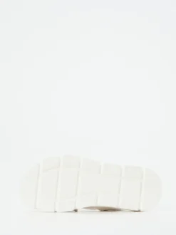 Gabor – Plateausandale aus Lammleder Offwhite