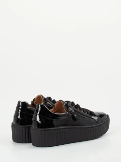 Gabor – Plateau-Sneaker aus Lackleder Schwarz
