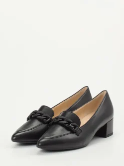 Gabor – Pumps aus Lammleder mit Kettendetail