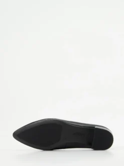 Gabor – Pumps aus Lammleder mit Kettendetail