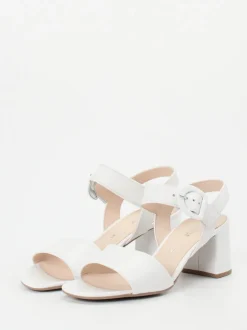 Gabor – Sandalen aus Lammleder weiß glänzend