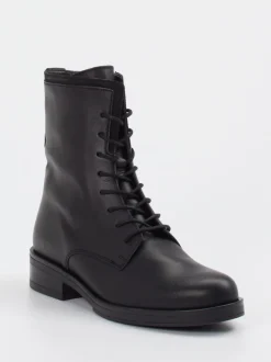 Gabor – Schnürboots aus Kalbleder schwarz