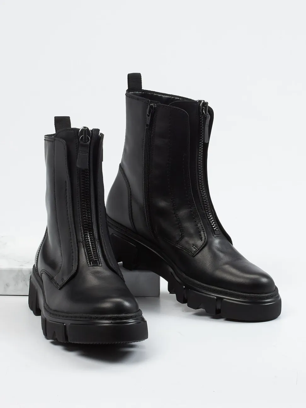 Gabor – Stiefelette aus Kalbleder schwarz
