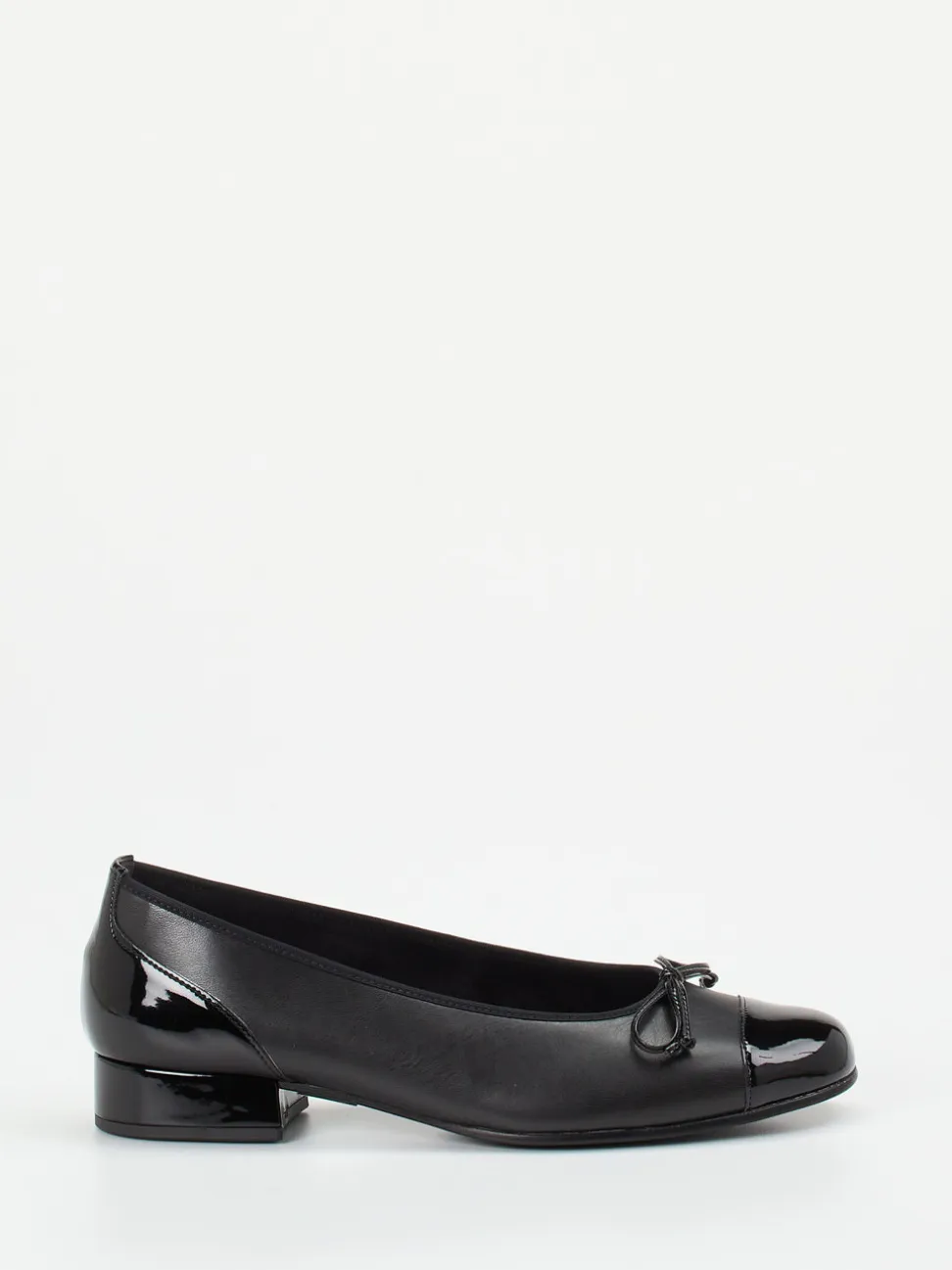 Gabor Comfort – Ballerinas aus Kalbleder in Schwarz