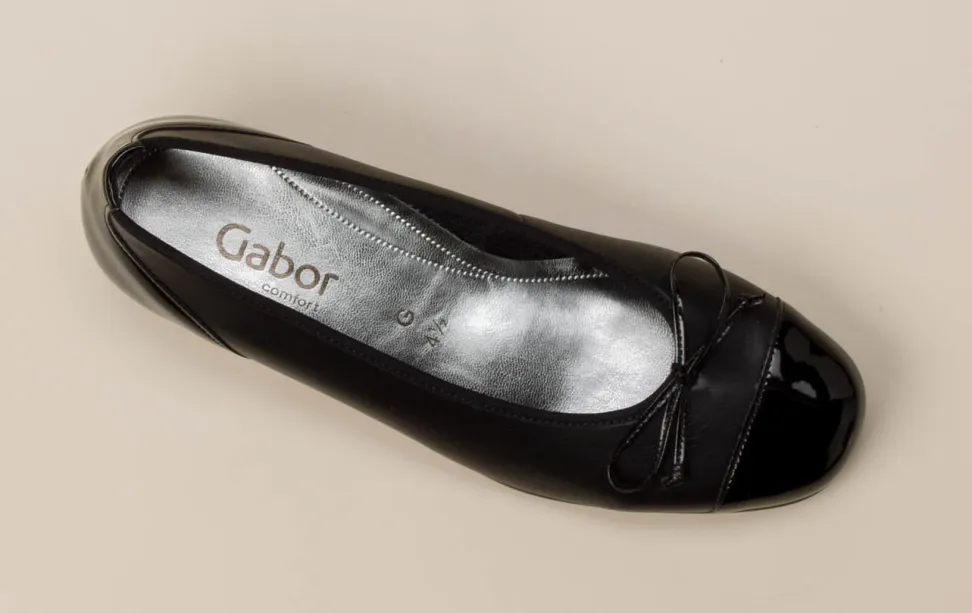 Gabor Comfort – Ballerinas aus Kalbleder in Schwarz