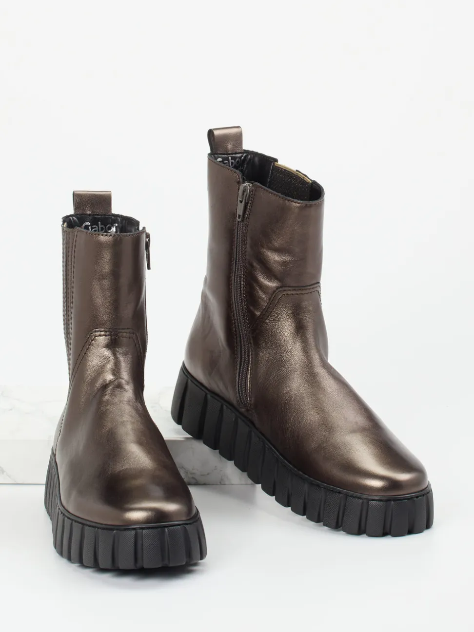 Gabor Comfort – Chelsea Boots aus Metallicleder bronzebraun