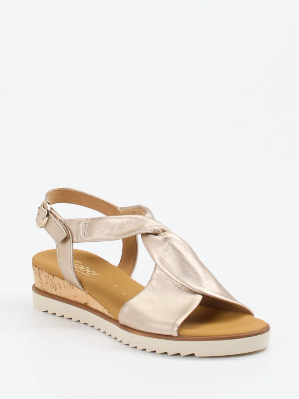 Gabor Comfort – Keilsandalette aus Metallicleder beige