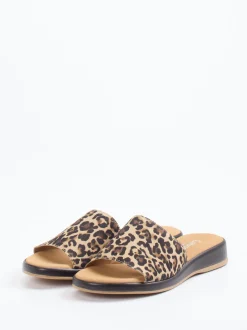 Gabor Comfort – Pantolette aus geprägtem Leder braun