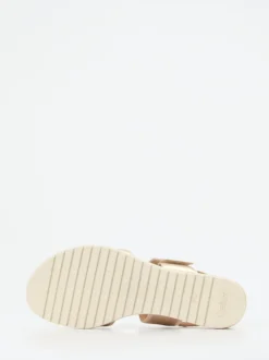 Gabor Comfort – Sandalen aus Metallicleder Champagner