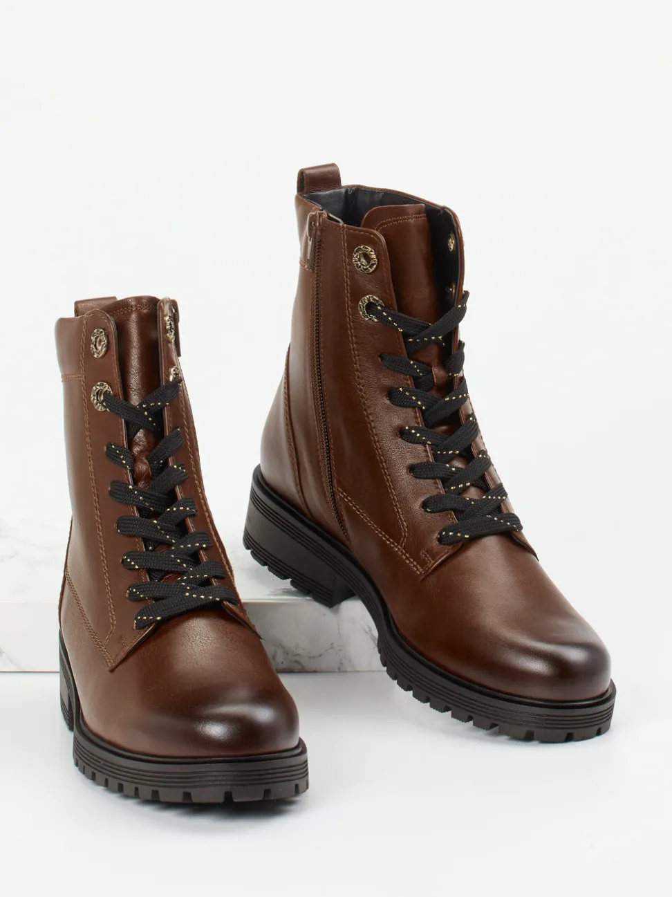 Gabor Comfort – Schnürboots aus Kalbleder braun