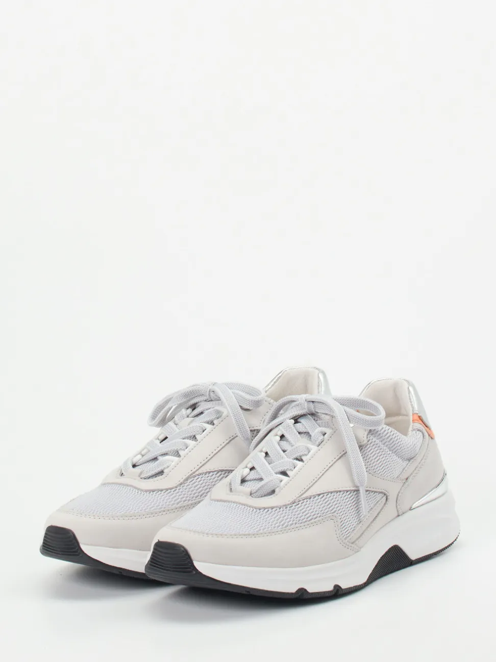 Gabor Comfort – Sneaker aus Nubukleder in Grau