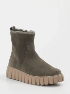 Gabor Comfort – Stiefeletten aus Veloursleder braun