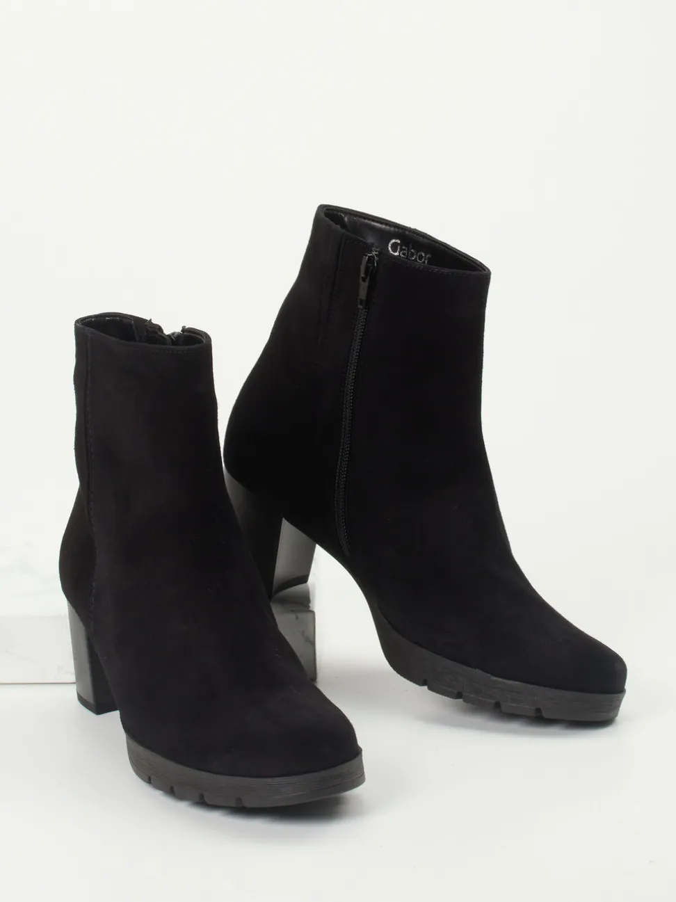 Gabor Comfort – Stiefelette aus Veloursleder schwarz