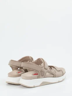Gabor Comfort – Trekking-Sandale aus Nubukleder Beige