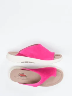 Gabor Comfort – Zehentrenner aus Veloursleder pink