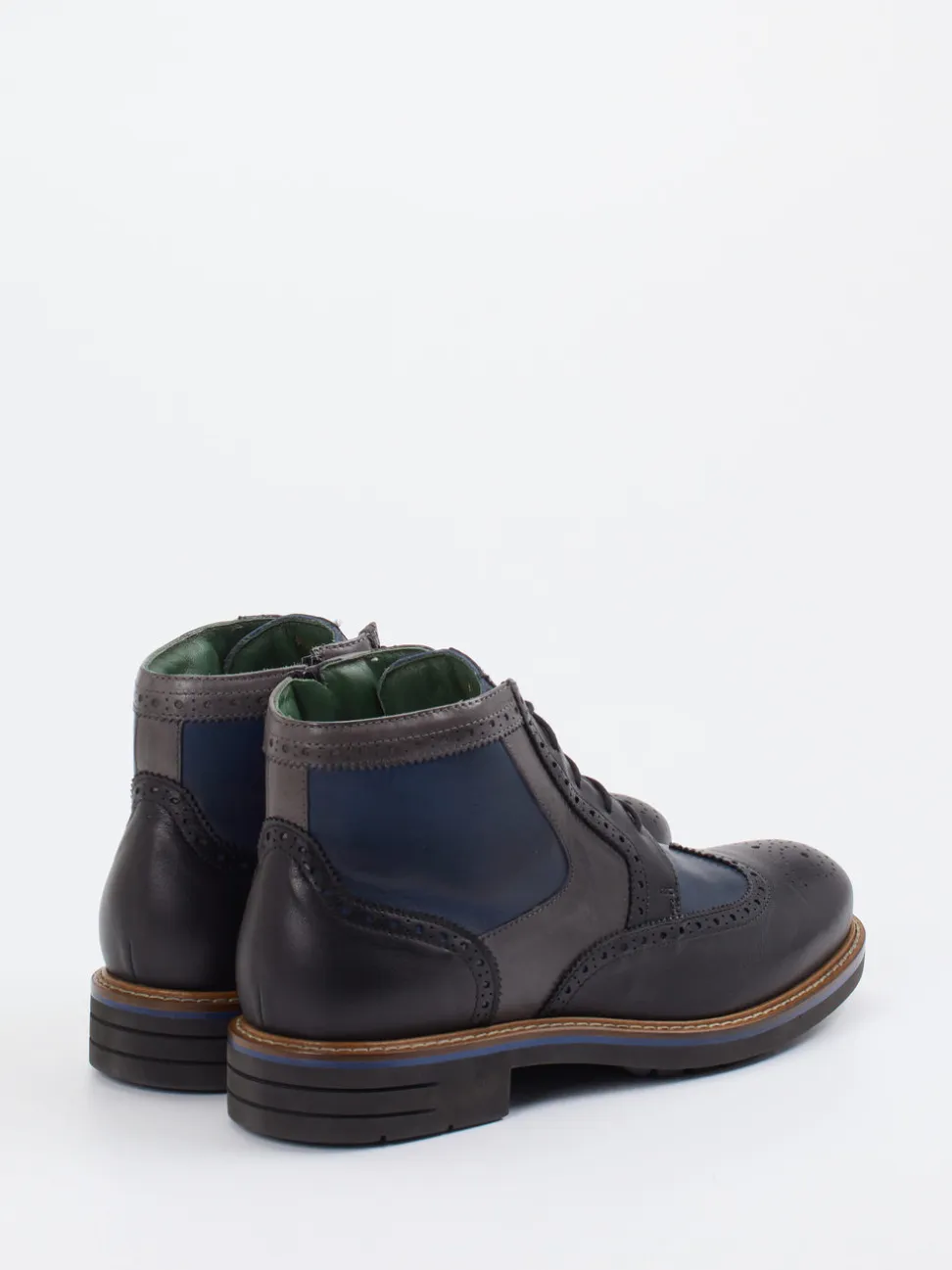 Galizio Torresi – Brogue-Boots aus Kalbleder Schwarz