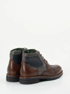 Galizio Torresi – Brogue-Boots aus Kalbleder Dunkelbraun