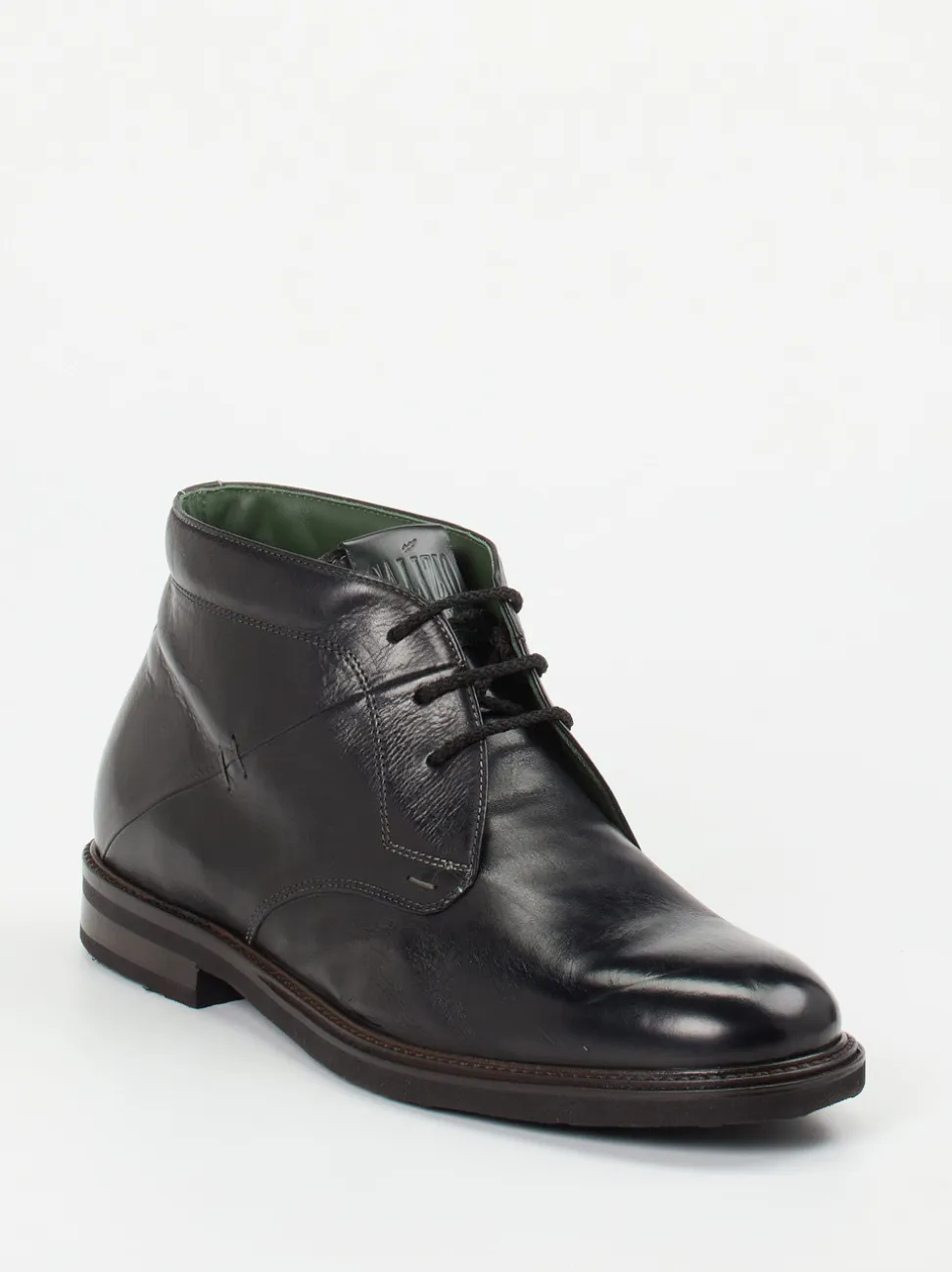 Galizio Torresi – Chukka Boots aus Kalbleder schwarz